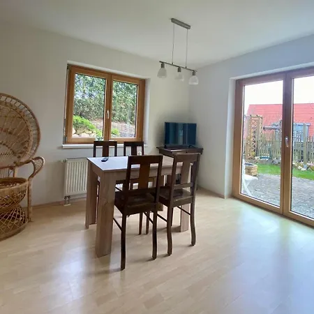 Einliegerwohnung In Ruhiger Lage Gunningen