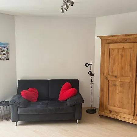 Einliegerwohnung In Ruhiger Lage * Gunningen