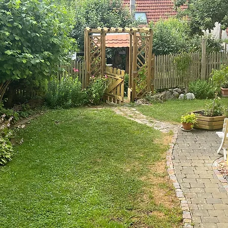 Einliegerwohnung In Ruhiger Lage Lejlighed Gunningen