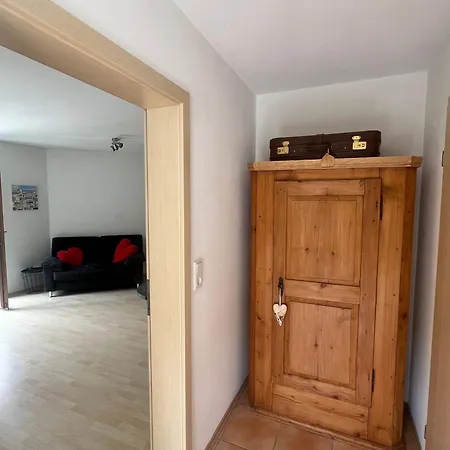 Einliegerwohnung In Ruhiger Lage شقة *